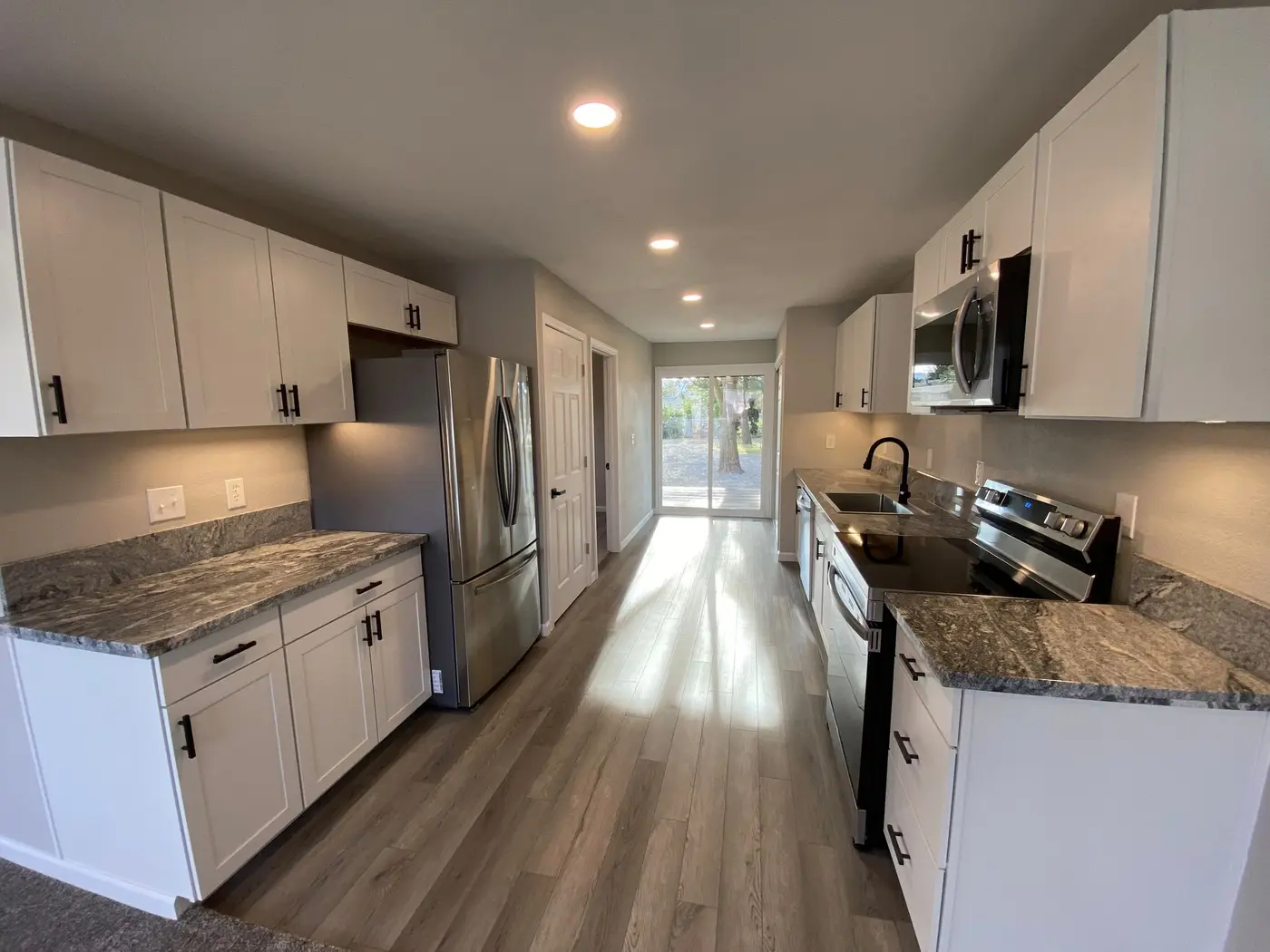 07 Modern Kitchen